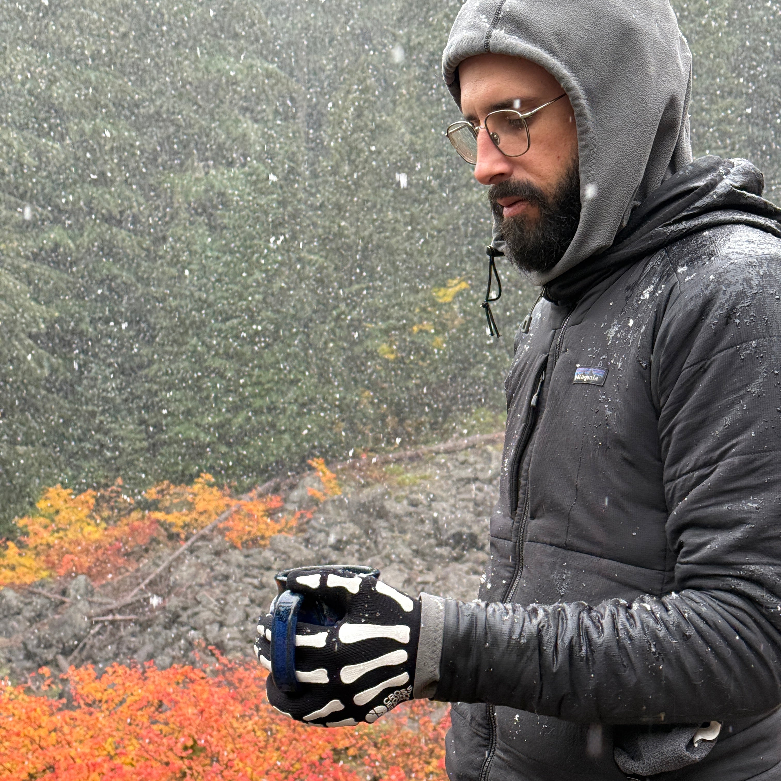 Cross Point Waterproof Knit Gloves: Boneshaker
