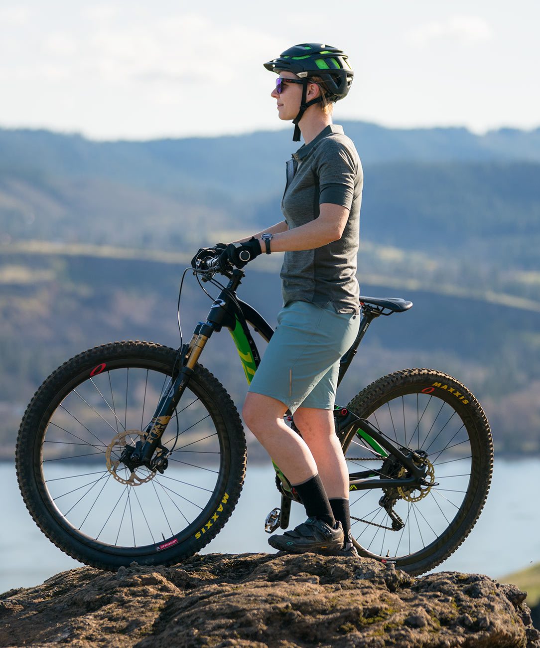 Women's Cross Country 10" Shorts